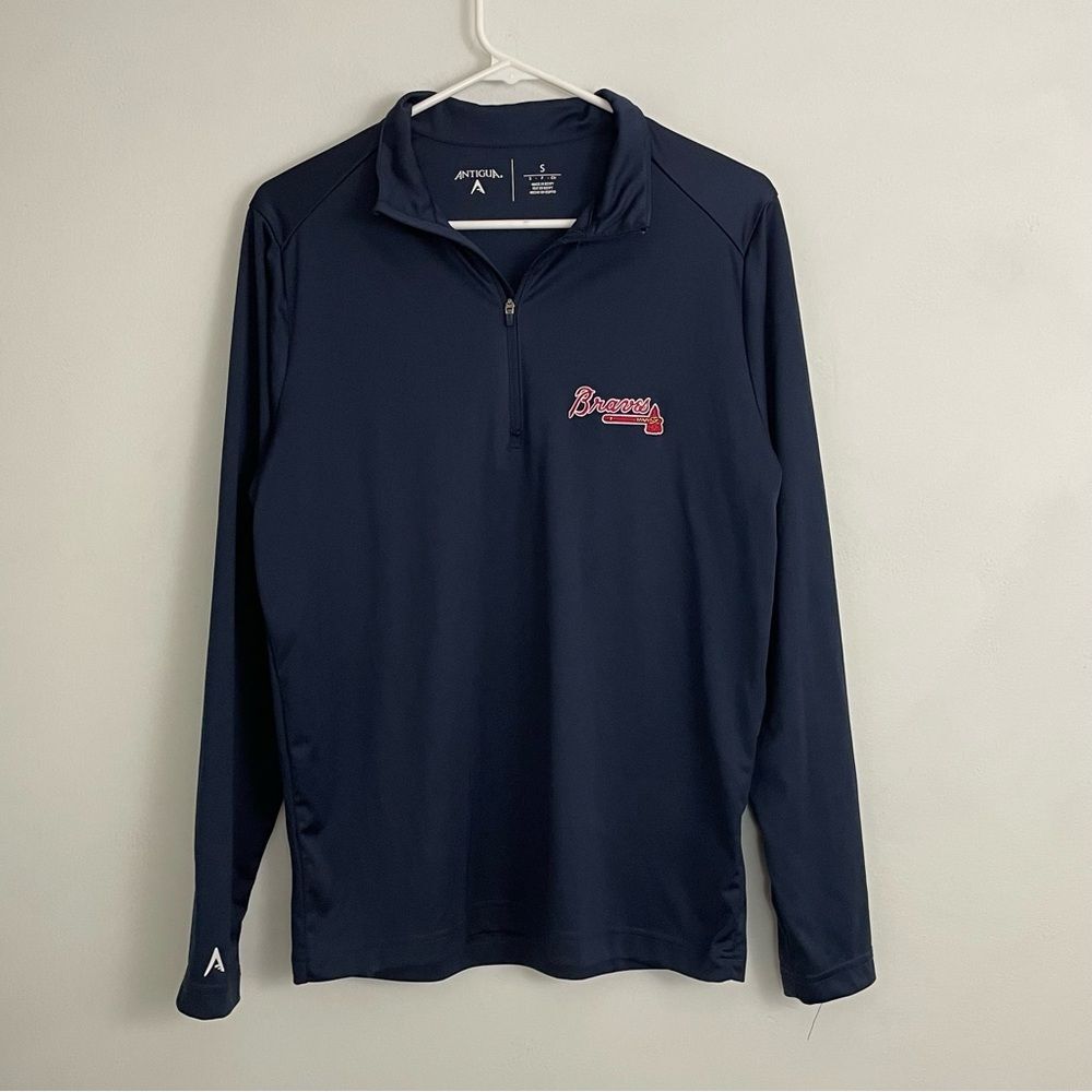 Men’s Braves Navy Quarter-Zip Pullover with Logo Long Sleeve Tee